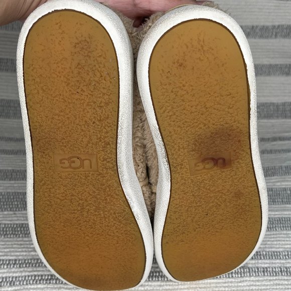 UGG ricci faux sheepskin slip-on sneakers 8 - Picture 7 of 8